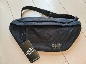 cabin zero 바디백 블랙