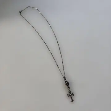 실버 크로스 모티브 목걸이