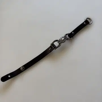 블랙 가죽 팔찌