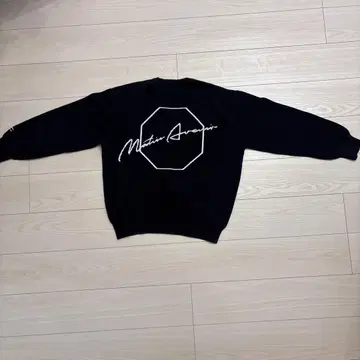 마탄아브니르 블랙 니트 스웨터 L 사이즈