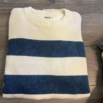 RHC 스트라이프 니트 스웨터