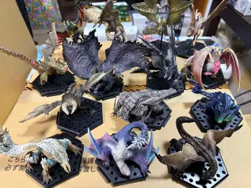 몬스터 헌터 스탠다드 모델 플러스 묶음 판매 [ 14체 ]