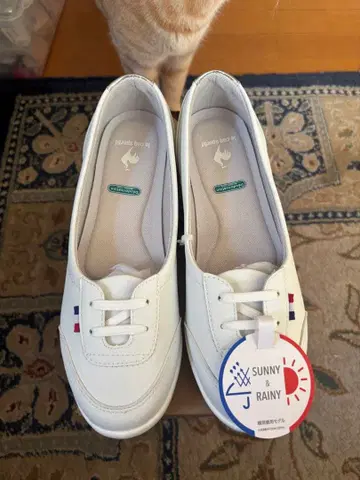 SUNNY & RAINY 방수 스니커즈 화이트