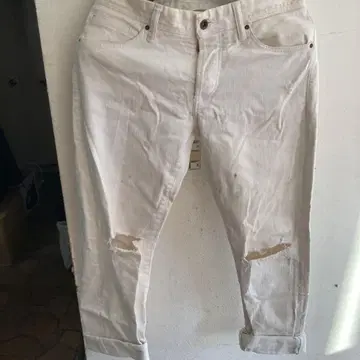 e-805 화이트 데님 팬츠 데미지 가공 일본제