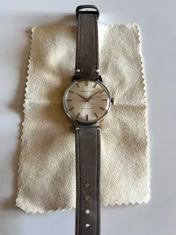 세이코 크라운 수동 와인딩 21석 특이 다이얼 OH 완료