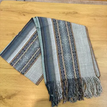 기하학 패턴 그레이 계열 스톨