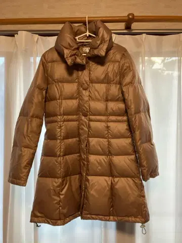 골드 베이지 다운 코트 L size