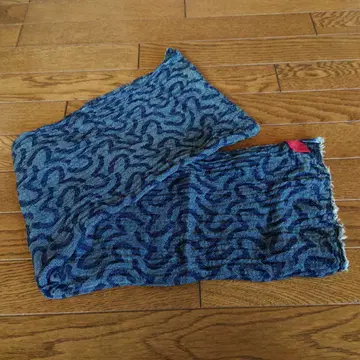 물결무늬 스톨 블루 계열