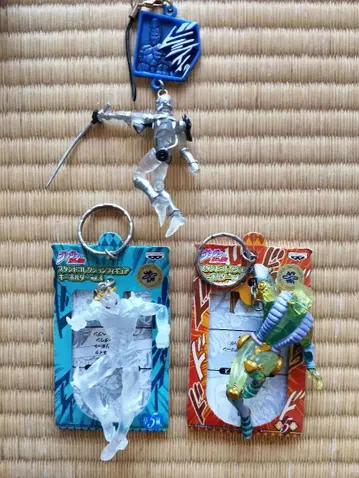 죠죠 더 월드 스탠드 컬렉션 피규어 키링 3개