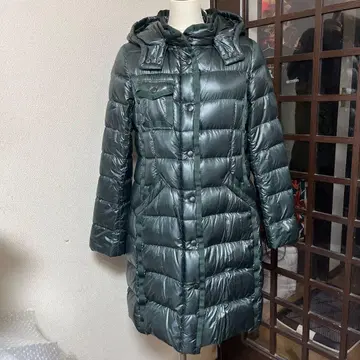 다크 그린 후드 부착 다운 자켓 (클리닝 완료, 택 포함)