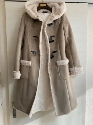 토카 더플 코트 0 페이크 무스탕