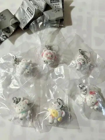 산리오 컴플리트 메지루시 액세서리 후와후와 스노우