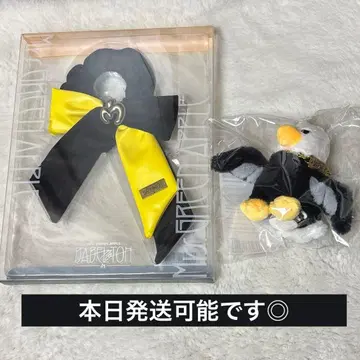 미세스 그린애플 바벨탑 라이트 스틱 리본을 사용하는 새