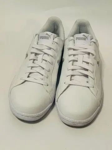 Puma 화이트 스니커즈