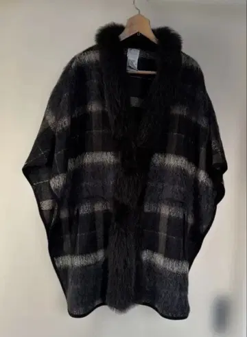 퍼 포함 체크 무늬 판초 M~L 사이즈