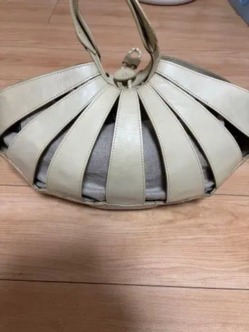 lapu-lapu by takaneco 토트백 콜라보 가죽