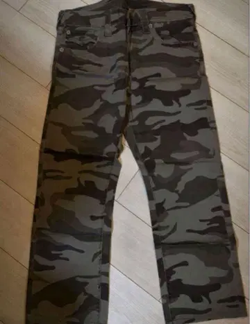 트루릴리젼 카모 무늬 스트레이트 팬츠