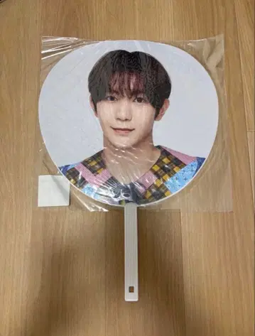 NCTWISH 료우 Log in 부채