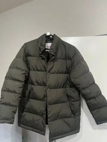 inspire 카키 다운 자켓