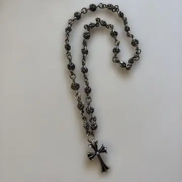 실버 크로스 모티브 목걸이