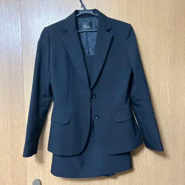 블랙 자켓 스커트 세트