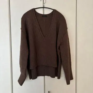 여성용 브라운 숏 니트