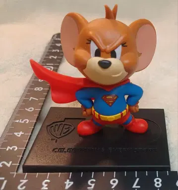 톰과 제리 피규어 컬렉션 WB 100주년 슈퍼맨