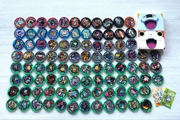 요괴워치 메달 컬렉션 96개 카드 케이스 2개 씰 2장