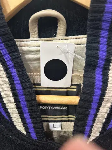 SPORTSWEAR 버튼 포함 바시티 자켓 L 블랙/베이지