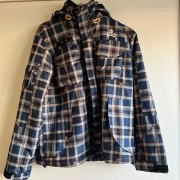 DOARAT 체크 무늬 마운틴 후드티