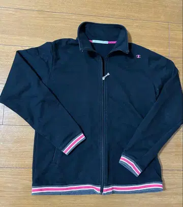 Champion 블랙 집업 저지