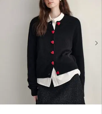 하트형 버튼 포함 블랙 가디건 tisa 택 포함 새상품