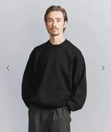 새상품 하이브리드 울 형태 크루넥 니트 워셔블 M