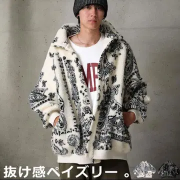 시착만 한 페이즐리 보아 자켓