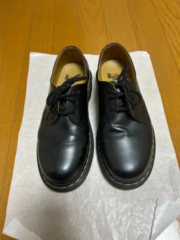 Dr. Martens 3홀 1461 블랙 가죽 신발 23.5cm