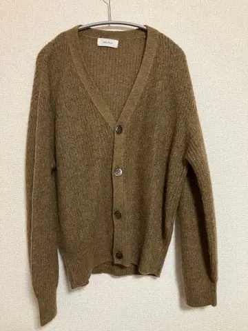 Mila Owen 브라운 V넥 가디건