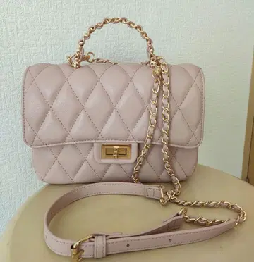 VIS 체인 핸들 퀼팅 숄더 백