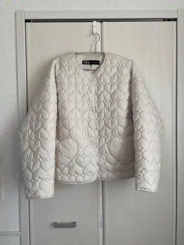 ZARA 아이보리 하트 포켓 퀼팅 자켓