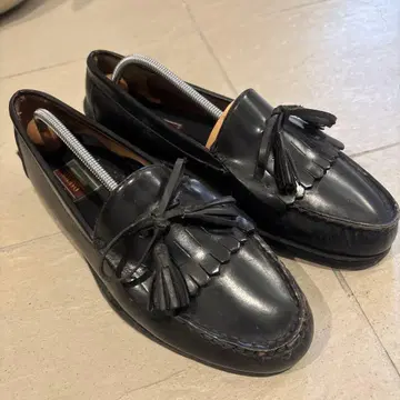 OAKTON 블랙 가죽 로퍼 태슬 포함