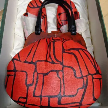 미사용 새상품 이토츄 소가죽 빨간색 백, 조리 세트