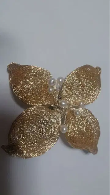 콜레트 마루프 펄 메쉬 퍼프 플라워