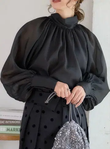 [택 포함 미사용] 두 자무르 보타이 리본 블라우스 블랙