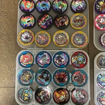 요괴 메달 세트 레어도 포함 조기 판매를 위해 약간 할인합니다.