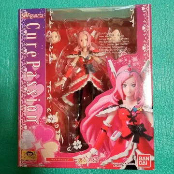 BANDAI S.H.Figuarts Cure Passion