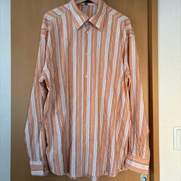 오렌지와 화이트 스트라이프 긴팔 셔츠