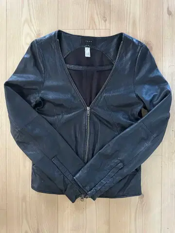 [ YEVS ] 라무 가죽 자켓 블랙