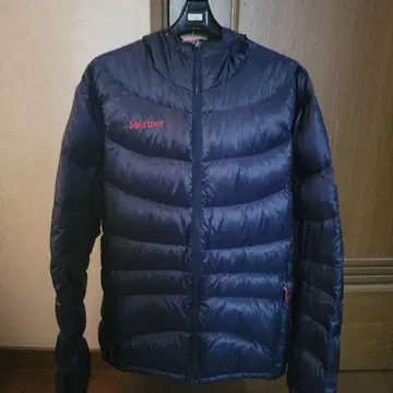 Marmot 후드 부착 다운 자켓 네이비