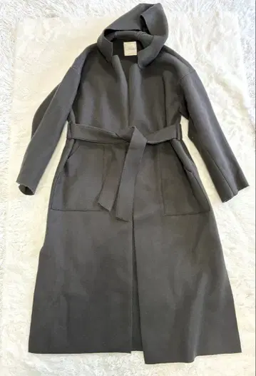 Acuta 어반리서치 로쏘 가운 코트