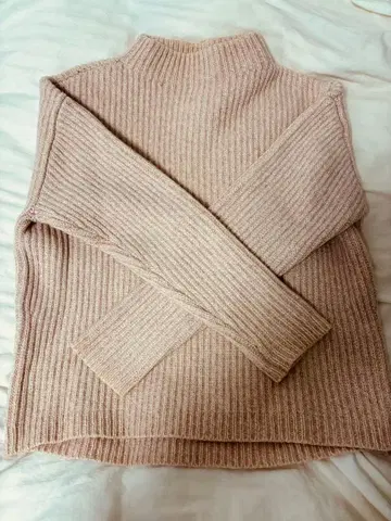 GALERIE VIE 핑크 터틀넥 스웨터