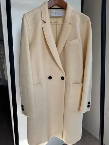 해리스 워프 런던 체스터 코트 화이트 타키자와 마키코 시노하라 료코